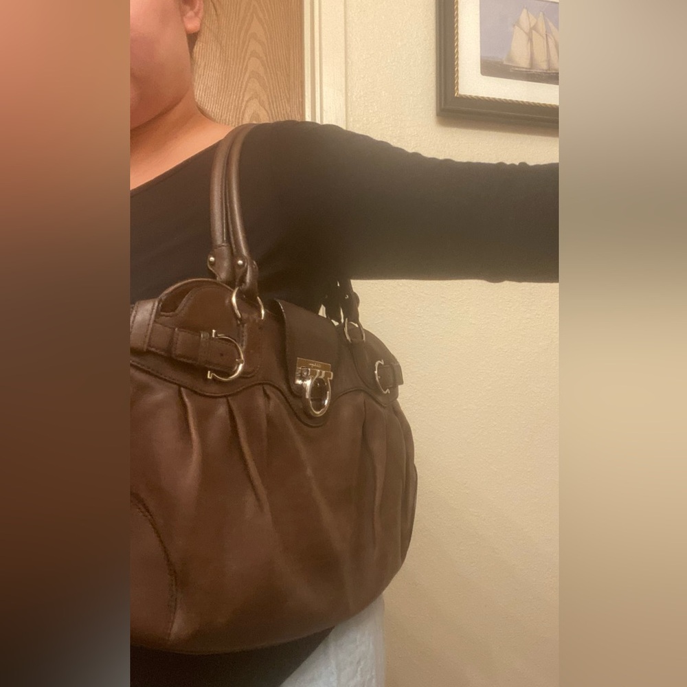 Salvatore Ferragamo Gancini Satchel in Brown Leather - Picture 13 of 16